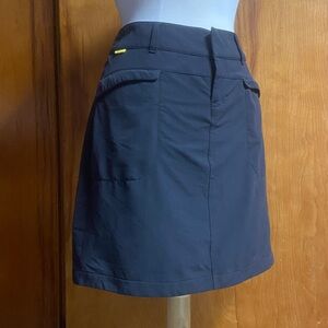 LOLE Black Outdoor Skirt lotsa pockets super cute 10 Med